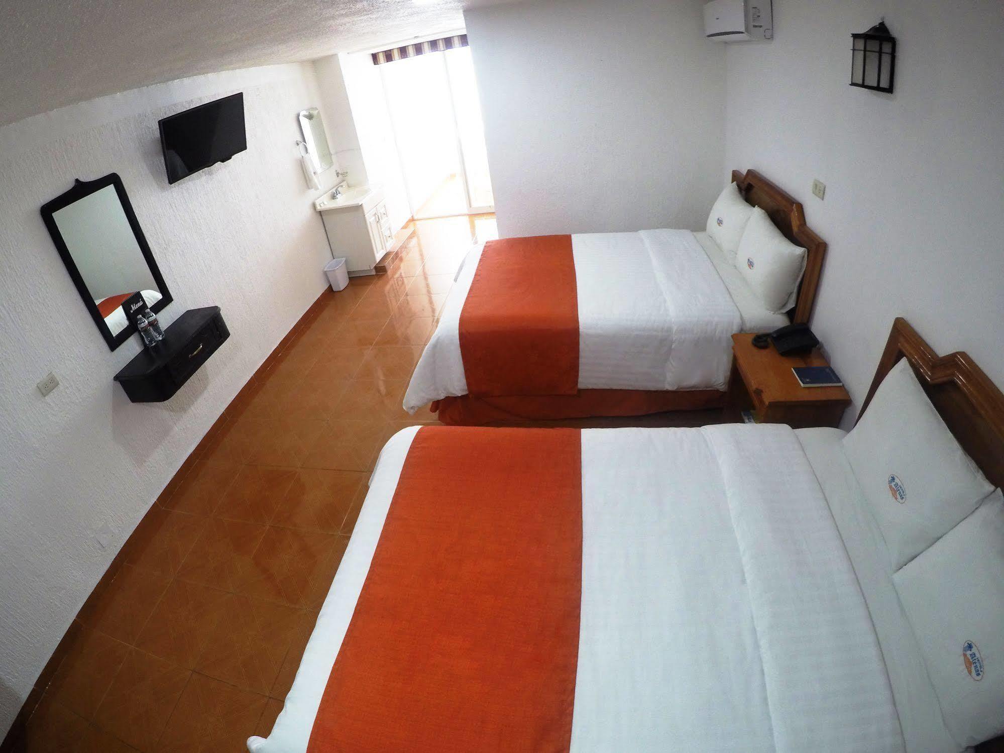 Hotel Atenas Xalapa Buitenkant foto
