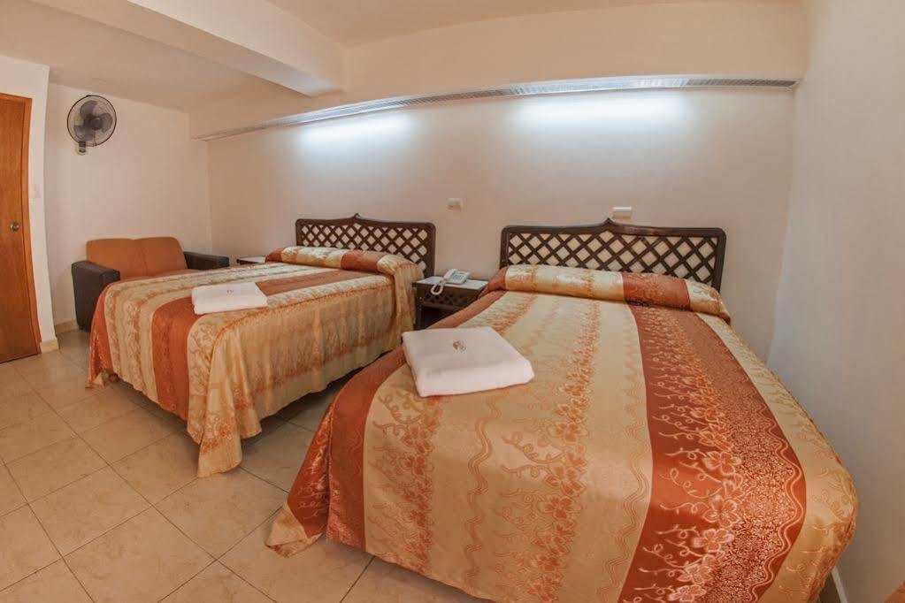 Hotel Atenas Xalapa Buitenkant foto
